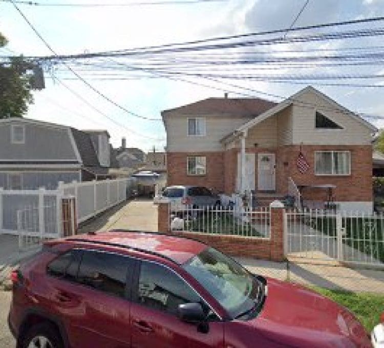 105-20 Van Siclen Street, Richmond Hill, NY 11418